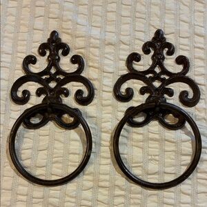 Elegant Brown Cast Iron Wall Decor towel holders